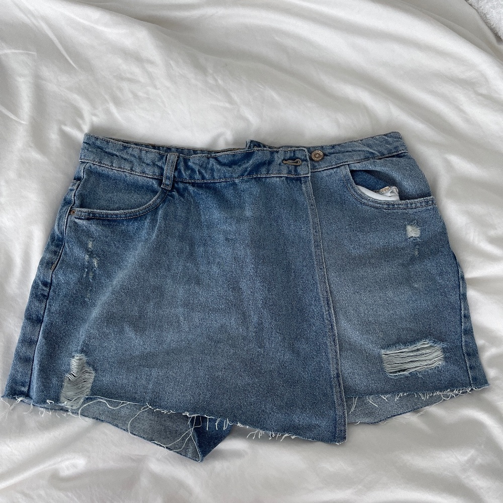 Jean skort